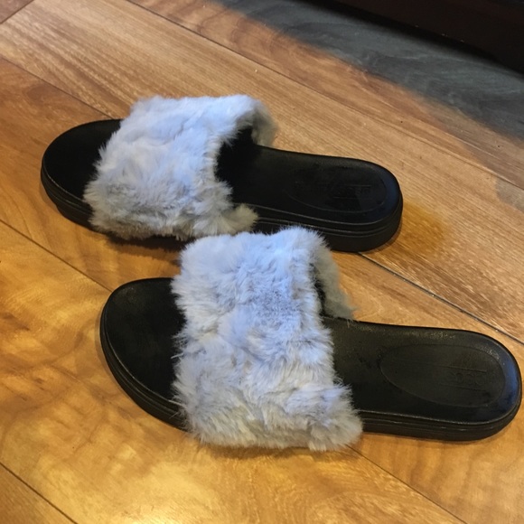 Asos slides - Picture 3 of 5